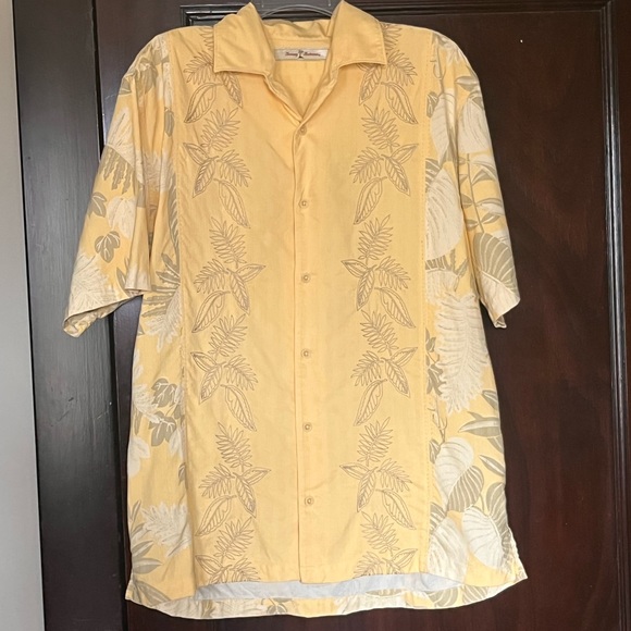 Tommy Bahama 100% Silk Embroidered Tropical Leaf Shirt - Picture 6 of 13